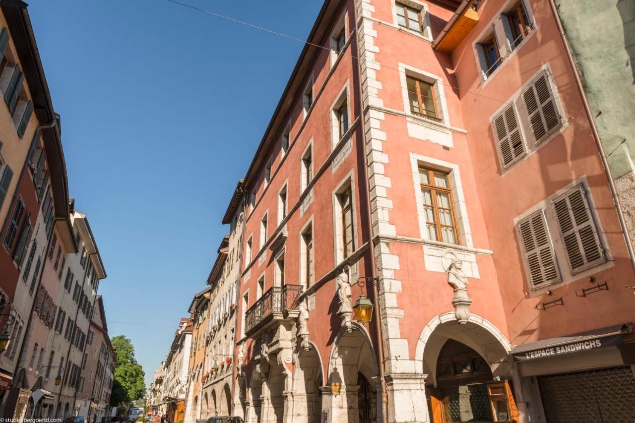 Annecy Historical Center - 165 Square Meter - 3 Bedrooms & 3 Bathrooms Eksteriør billede